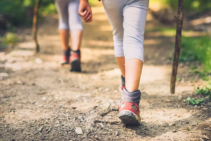 {
                      "left": 0.5,
                      "top": 0.5
                    }