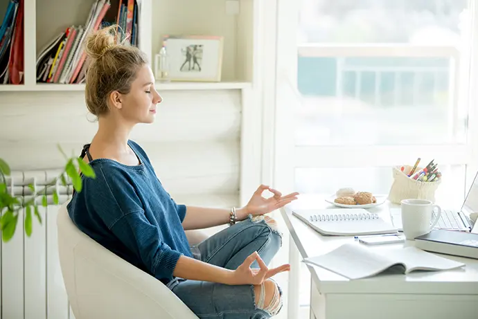 {
                      "left": 0.5,
                      "top": 0.5
                    }